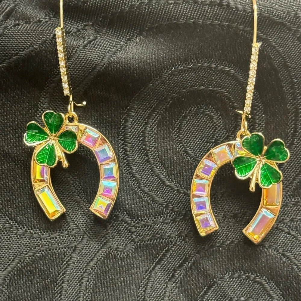 Betsey johnson  horseshoe  shamrock earrings